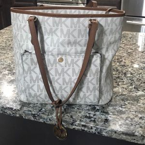 Authentic Michael Kors Tote